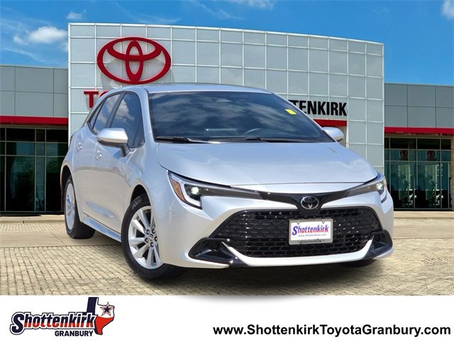 Used 2023 Toyota Corolla SE image 1