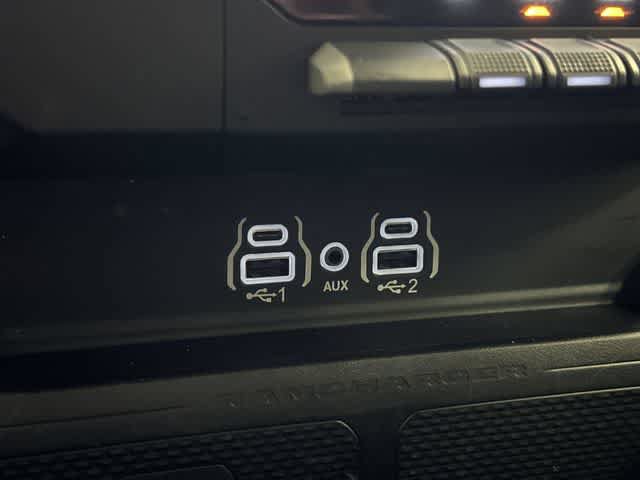Used 2025 RAM 1500 Laramie AWD/4WD image 25