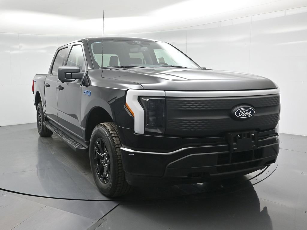 New 2025 Ford F150 Lightning XLT image 24