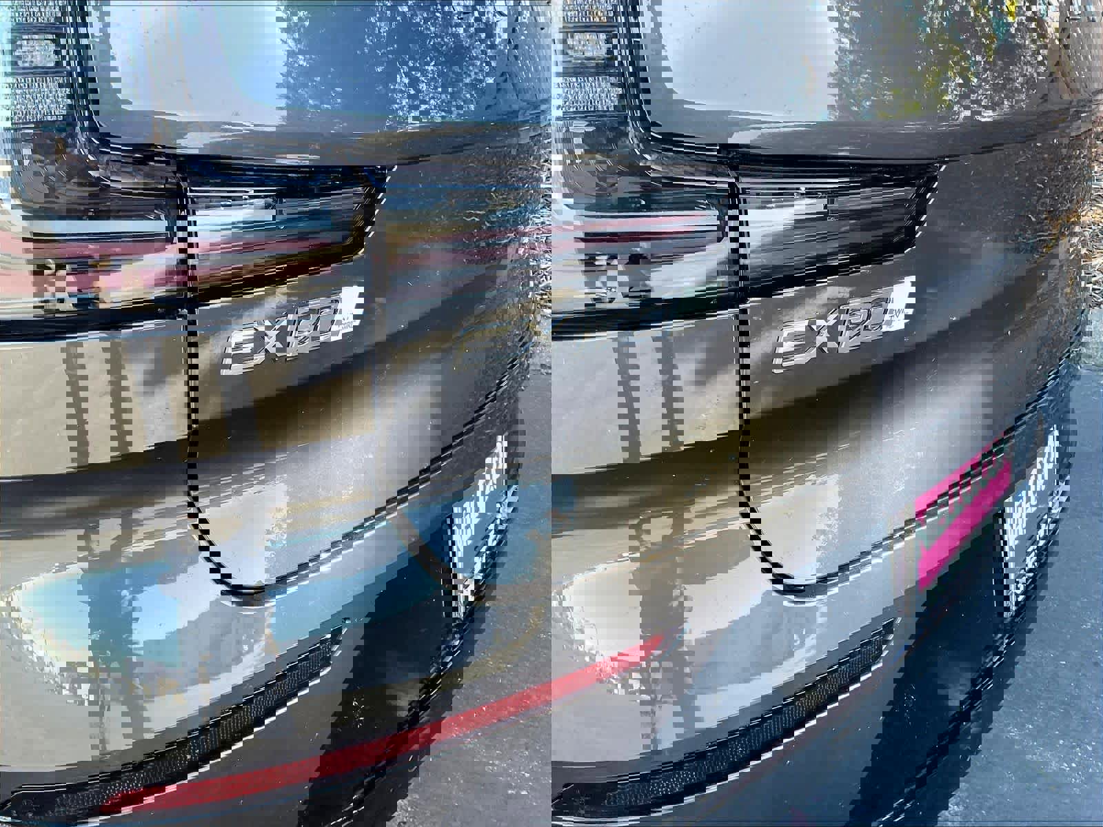 New 2025 Volvo EX90 Ultra w/ Protection Package Premier image 26