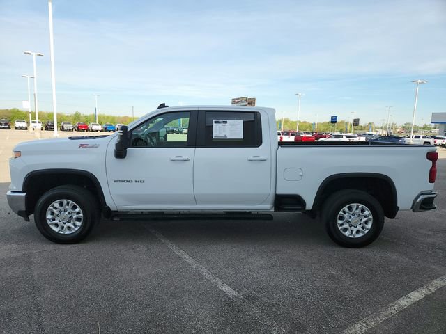 Used 2025 Chevrolet Silverado 2500 LT w/ Safety Package AWD/4WD image 4