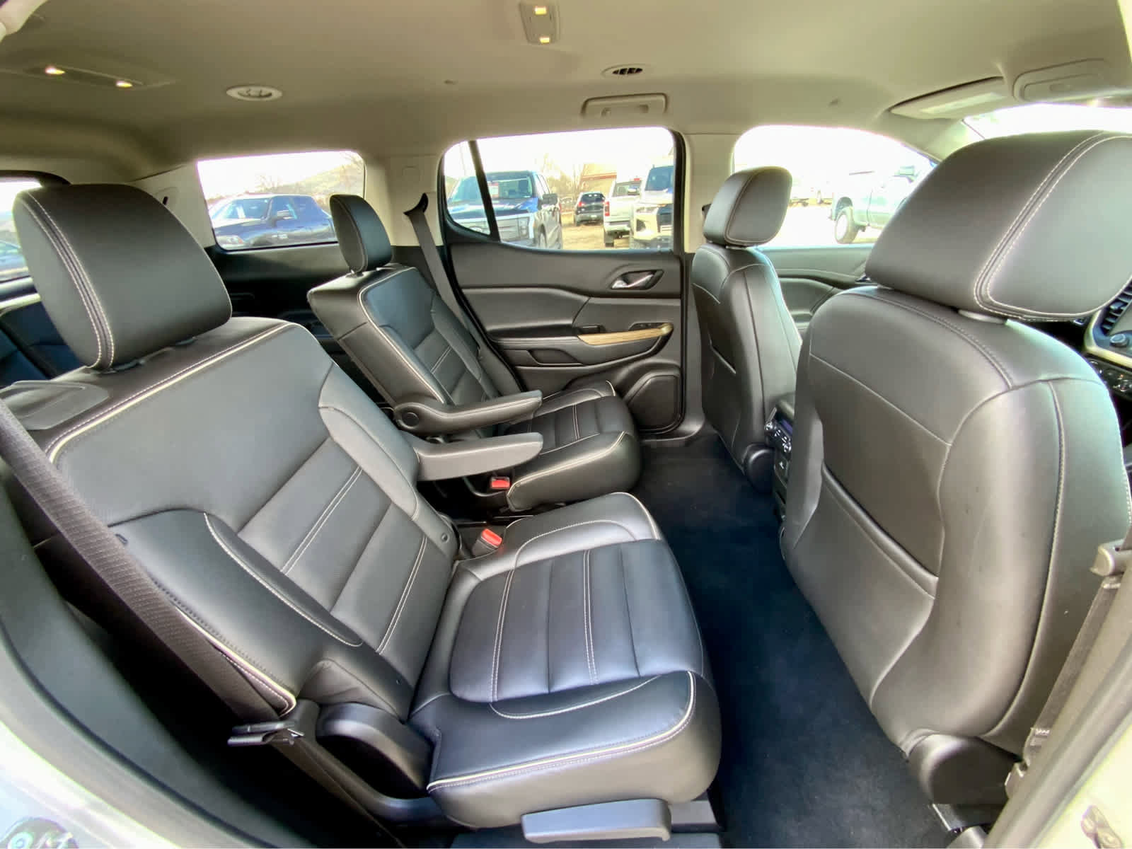 Used 2019 GMC Acadia Denali image 24