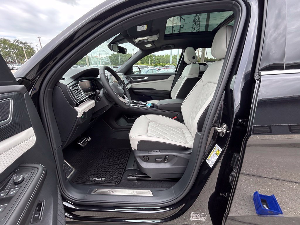 New 2026 Volkswagen Atlas Cross Sport SEL Premium R-Line AWD/4WD image 15