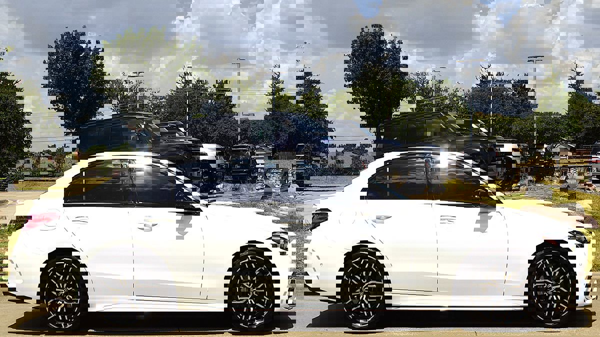 Used 2025 Mercedes-Benz C 300 Sedan image 7