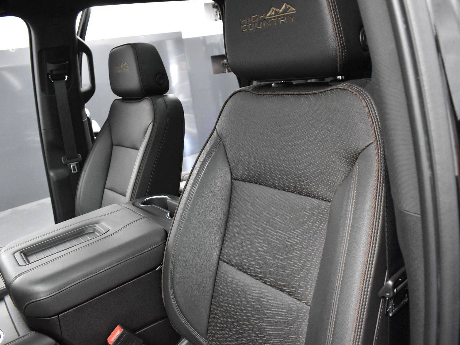 Used 2023 Chevrolet Tahoe High Country w/ Premium Package 2 image 17