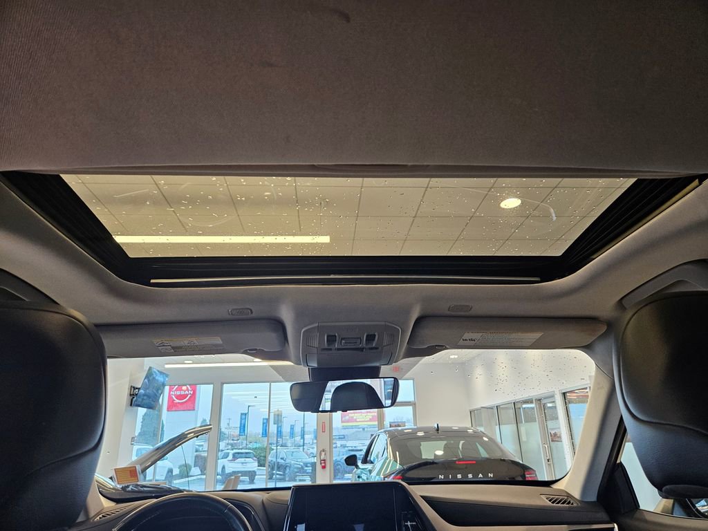Used 2023 Toyota Highlander XLE image 22