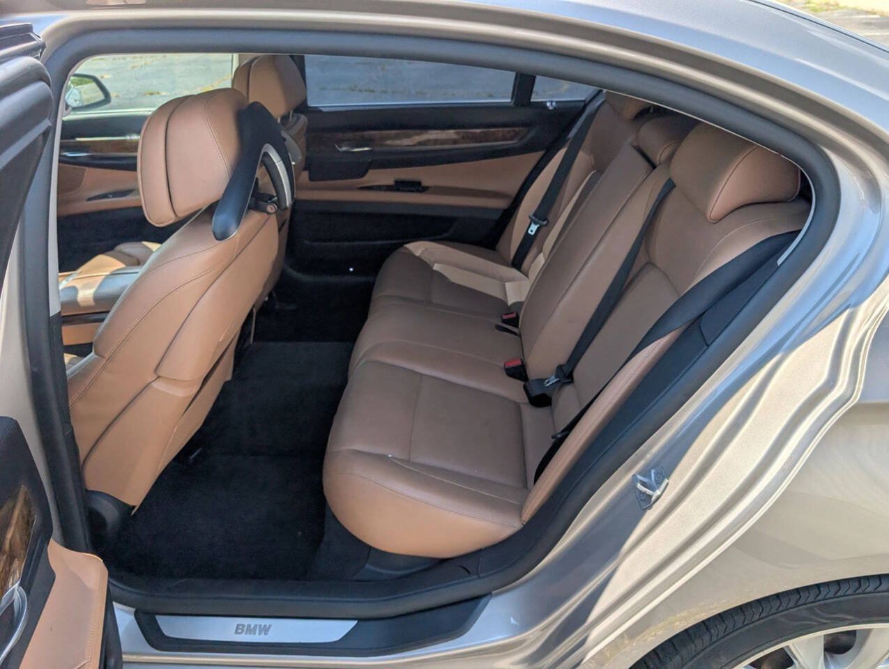Used 2013 BMW 740Li xDrive AWD/4WD image 33