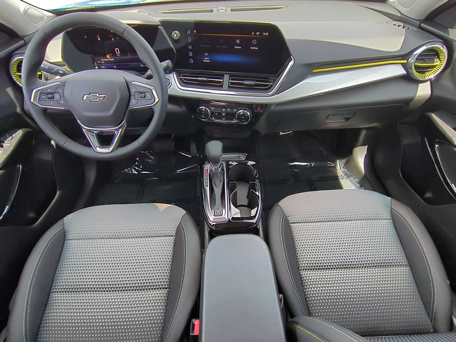 New 2026 Chevrolet Trax LT w/ Midnight Edition FWD image 13