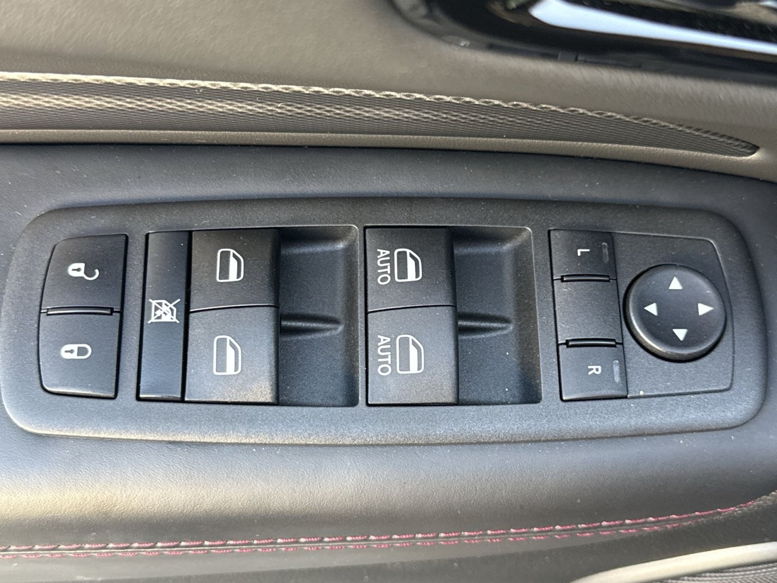 Used 2022 Dodge Durango R/T AWD/4WD image 15