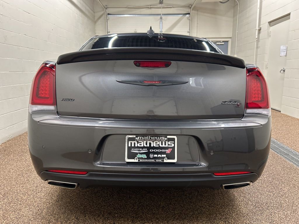 Used 2022 Chrysler 300 S w/ Comfort Group image 3