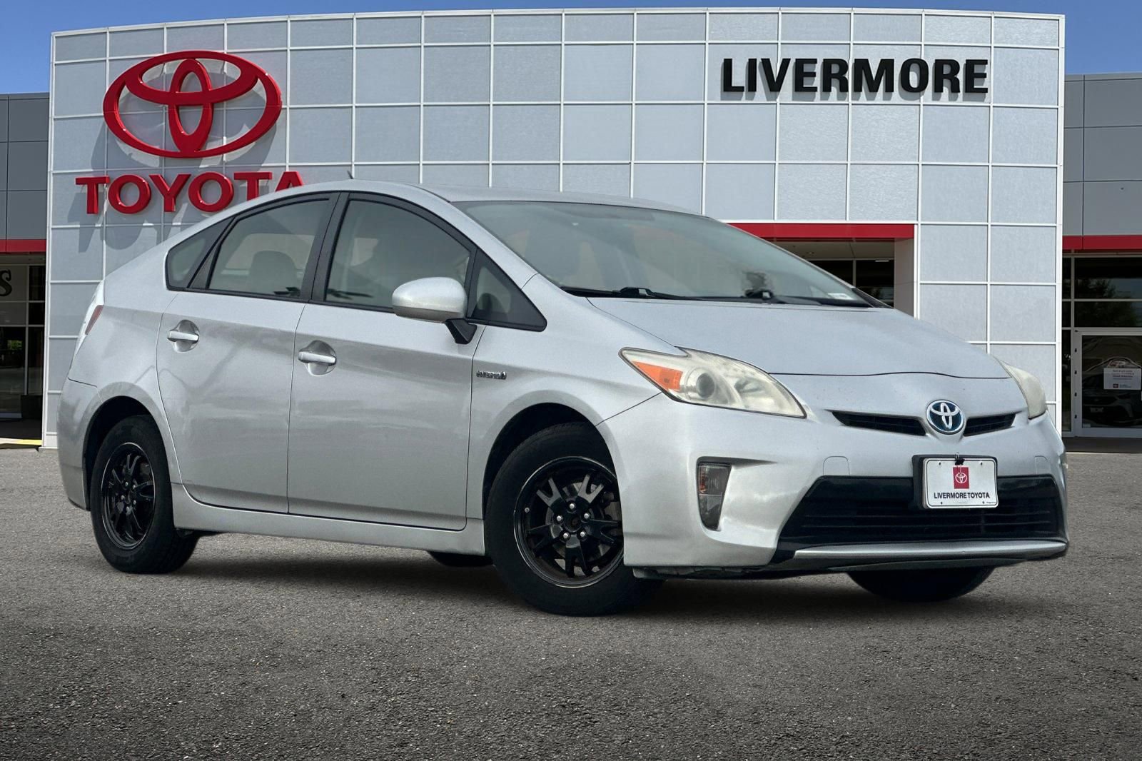 Used 2013 Toyota Prius Two image 2