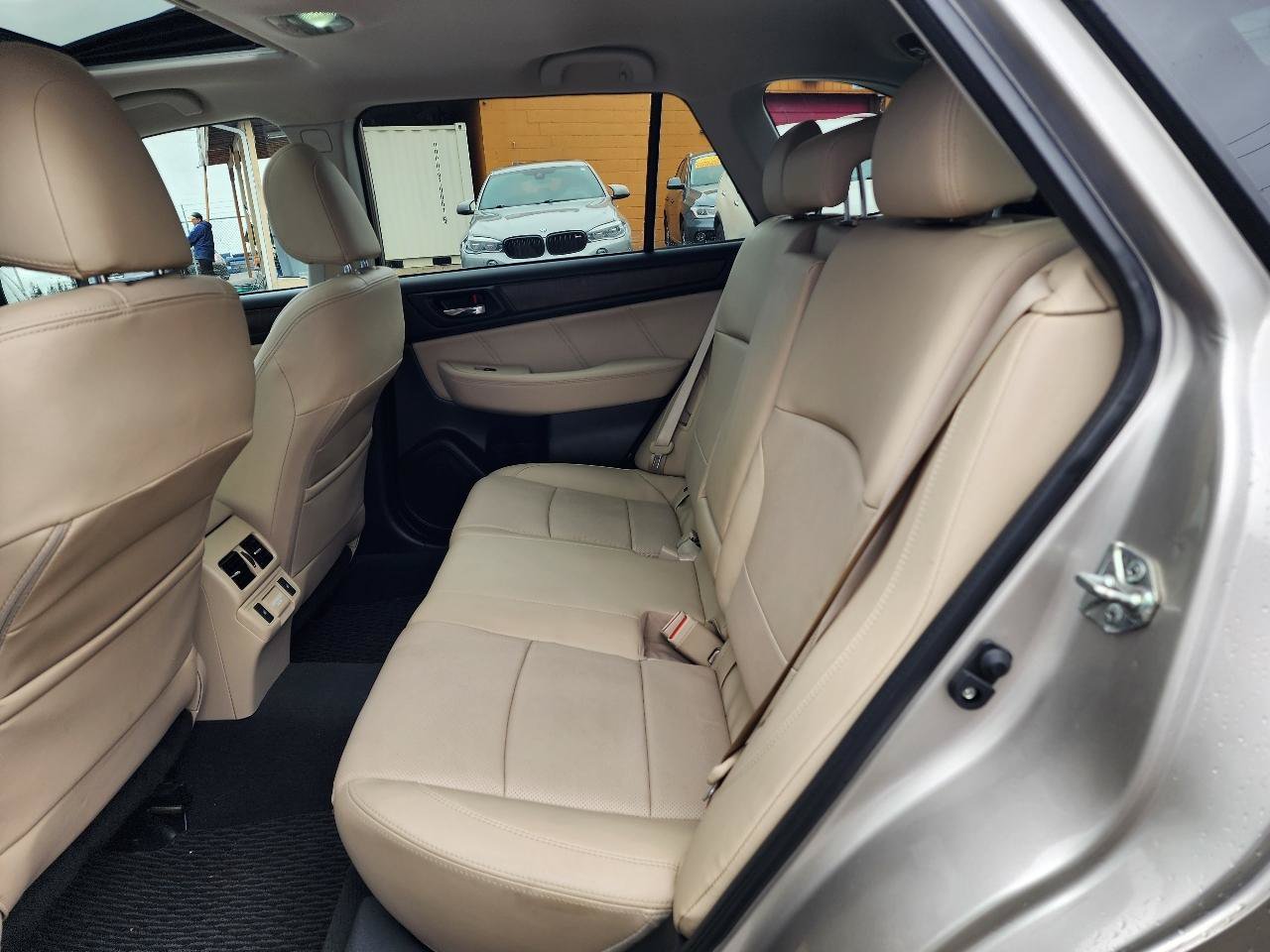 Used 2018 Subaru Outback 2.5i Limited AWD/4WD image 26