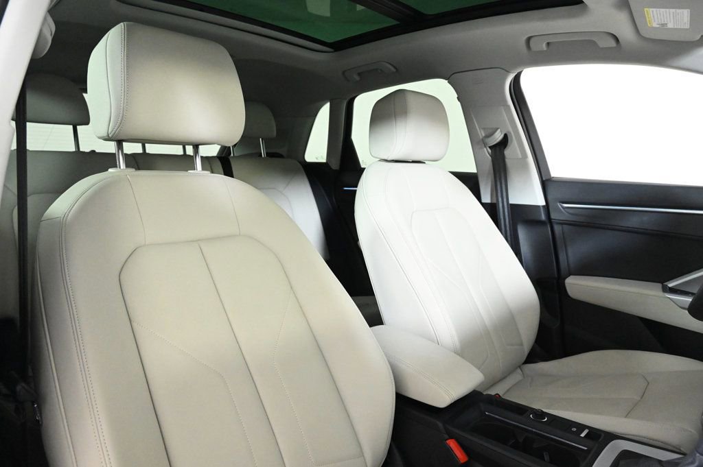 Used 2025 Audi Q3 2.0T Premium Plus w/ Premium Plus Package image 16