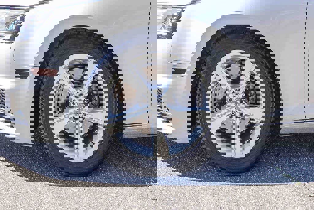 Used 2019 Audi A4 2.0T Premium w/ Convenience Package image 9