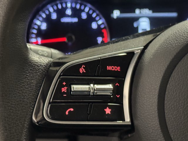Used 2022 Kia Forte LXS w/ LXS Technology Package FWD image 12