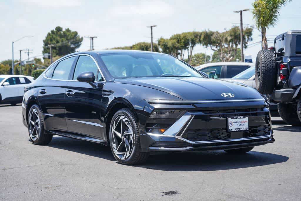 New 2026 Hyundai Sonata SEL FWD image 3