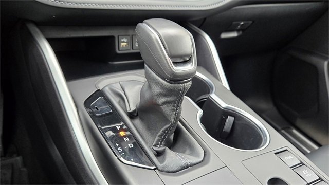 Certified 2024 Toyota Highlander XLE image 18