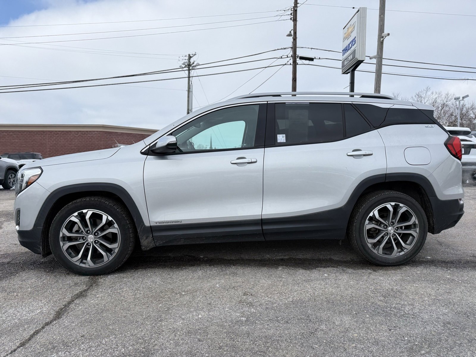 Used 2019 GMC Terrain SLT image 3