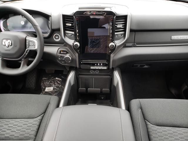 New 2026 RAM 1500 Big Horn AWD/4WD image 9
