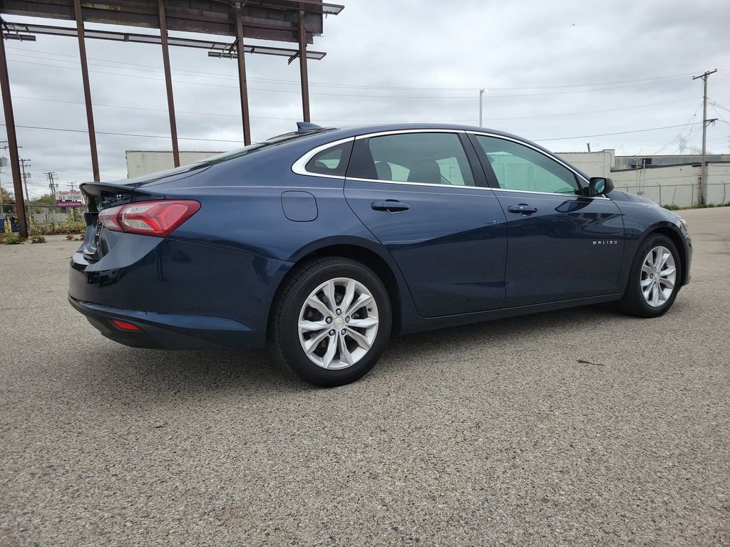 Used 2020 Chevrolet Malibu LT FWD image 4