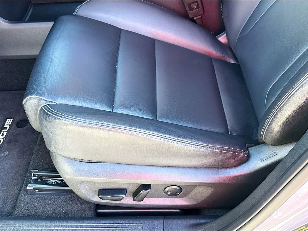 Used 2021 Nissan Rogue SL w/ Premium Package image 19