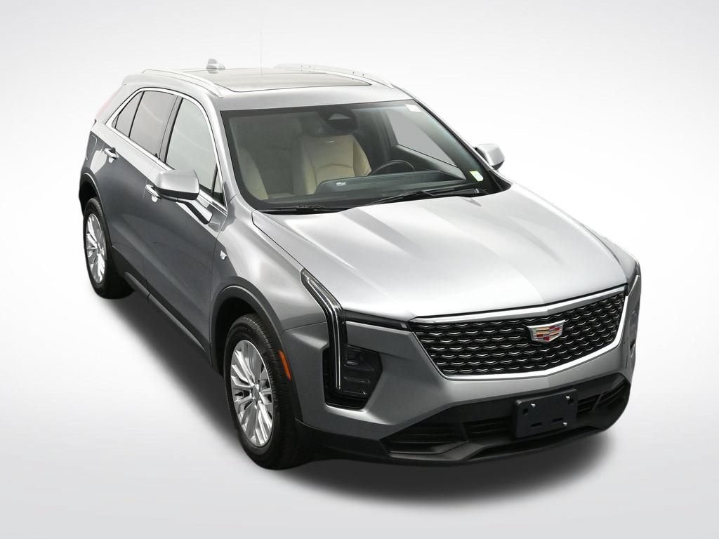 Used 2024 Cadillac XT4 Luxury w/ Cold Weather Package AWD/4WD image 22