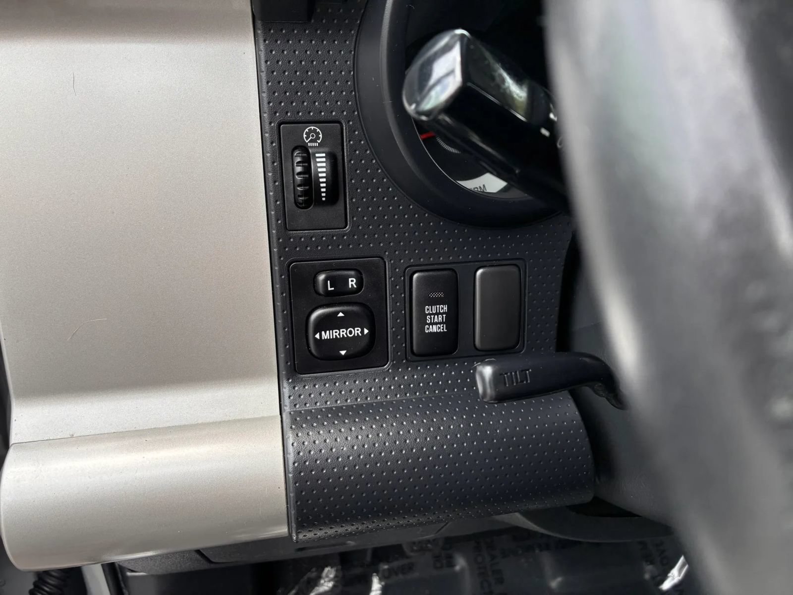 Used 2008 Toyota FJ Cruiser 4WD image 21