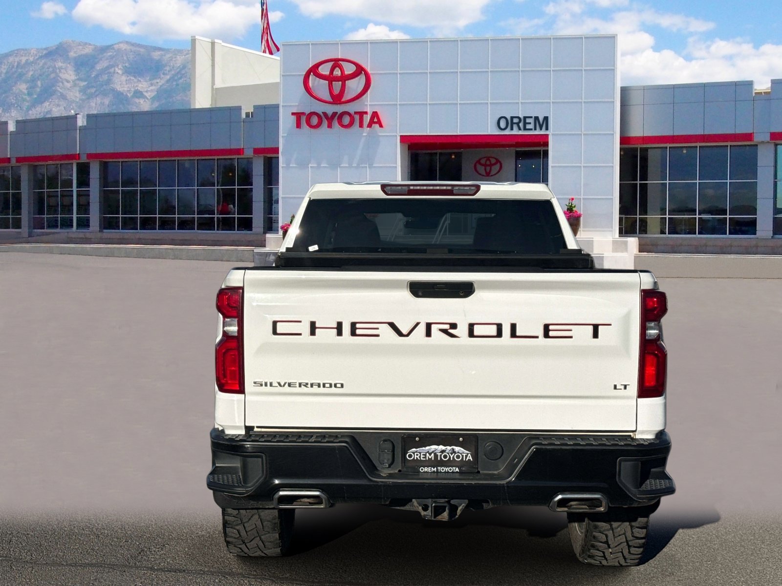 Used 2021 Chevrolet Silverado 1500 LT Trail Boss image 4