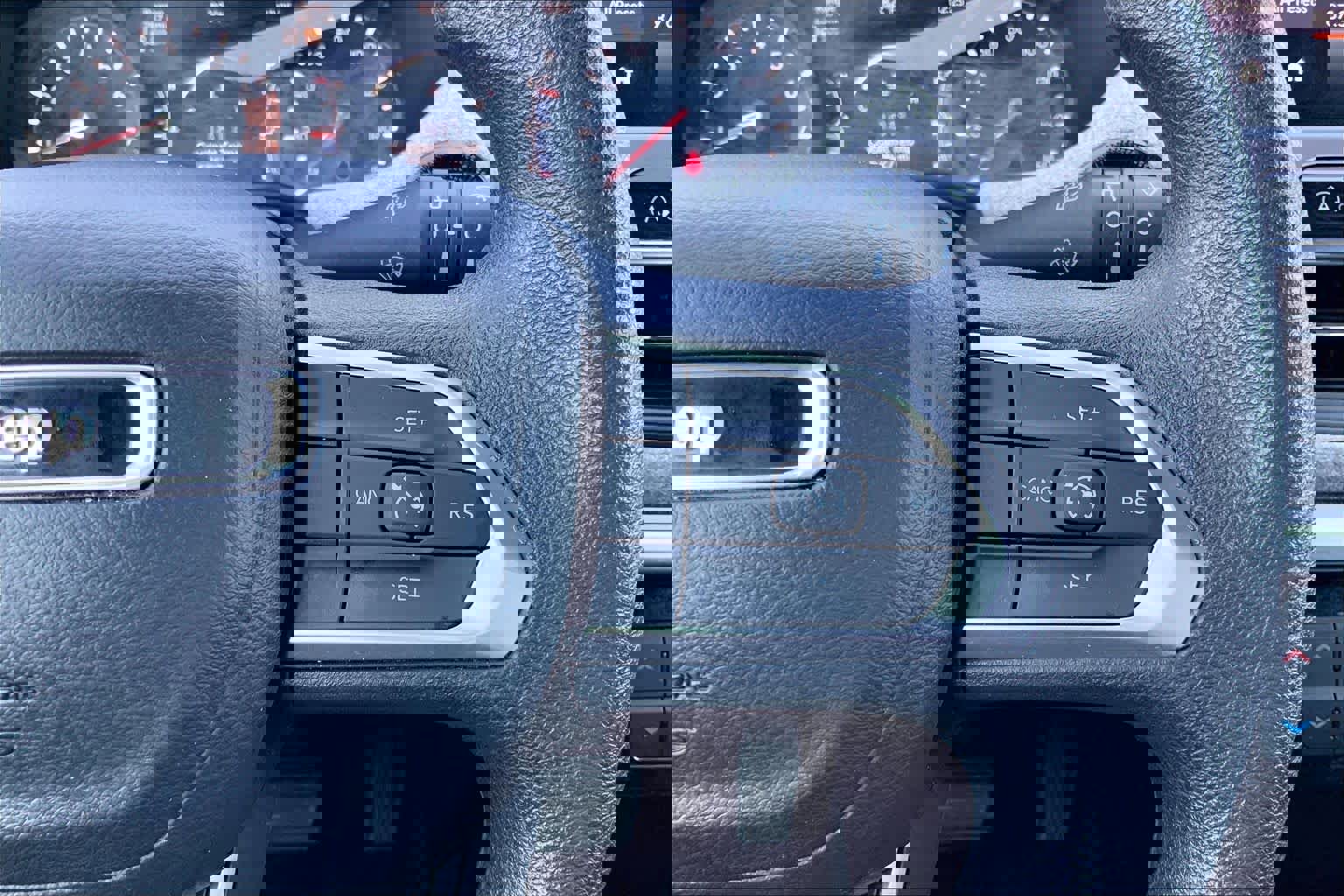 Used 2023 Jeep Compass Sport image 25