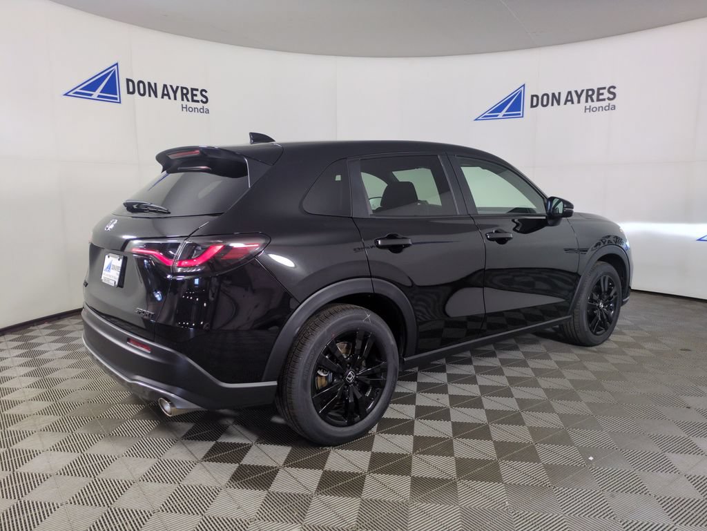 Certified 2026 Honda HR-V Sport image 9