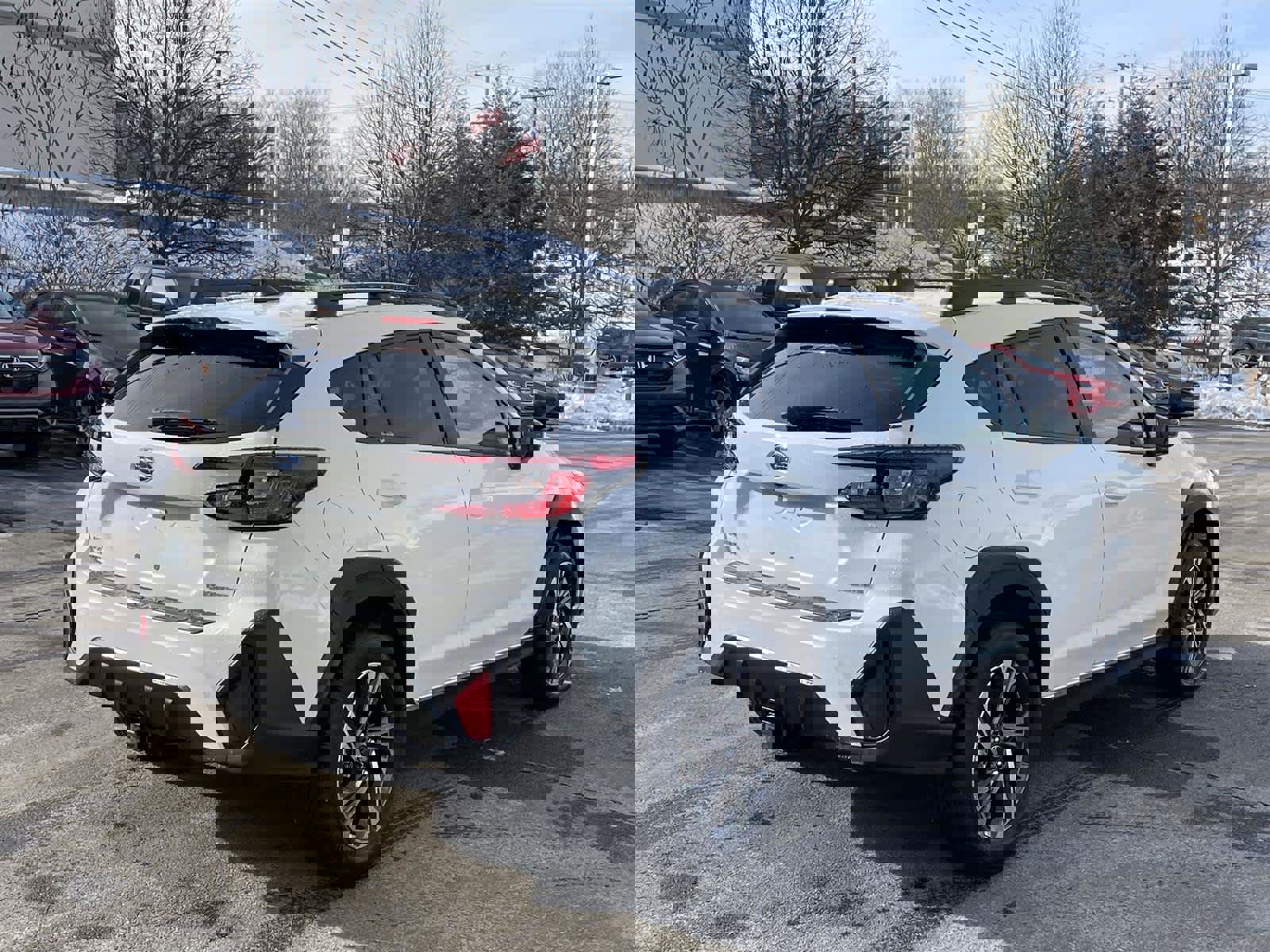 Used 2025 Subaru Crosstrek 2.0i Premium image 5