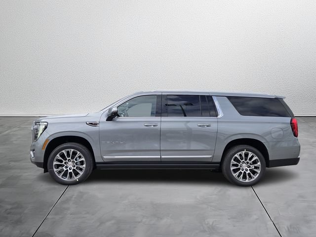 New 2026 GMC Yukon XL Denali w/ Denali Reserve Package RWD image 3