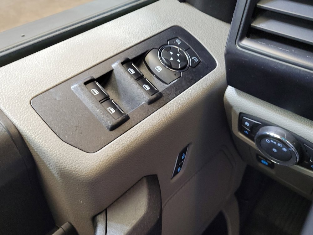 Used 2016 Ford F150 XL w/ Equipment Group 101A Mid image 27