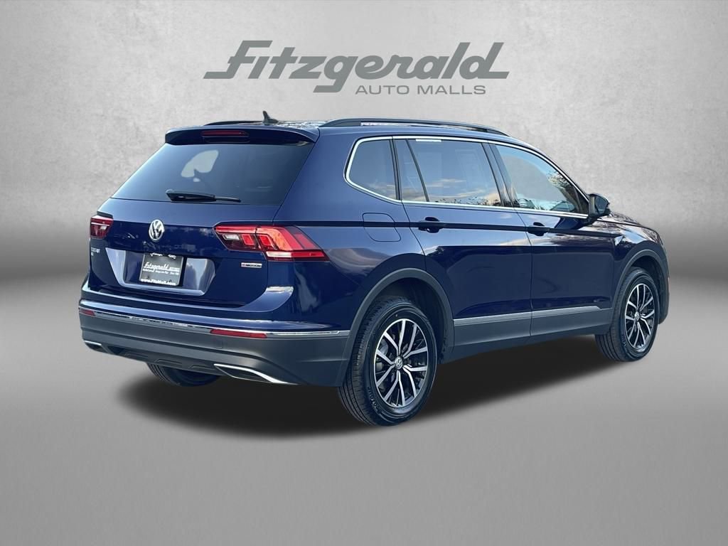 Used 2021 Volkswagen Tiguan SE w/ 3rd Row Seat Package image 7