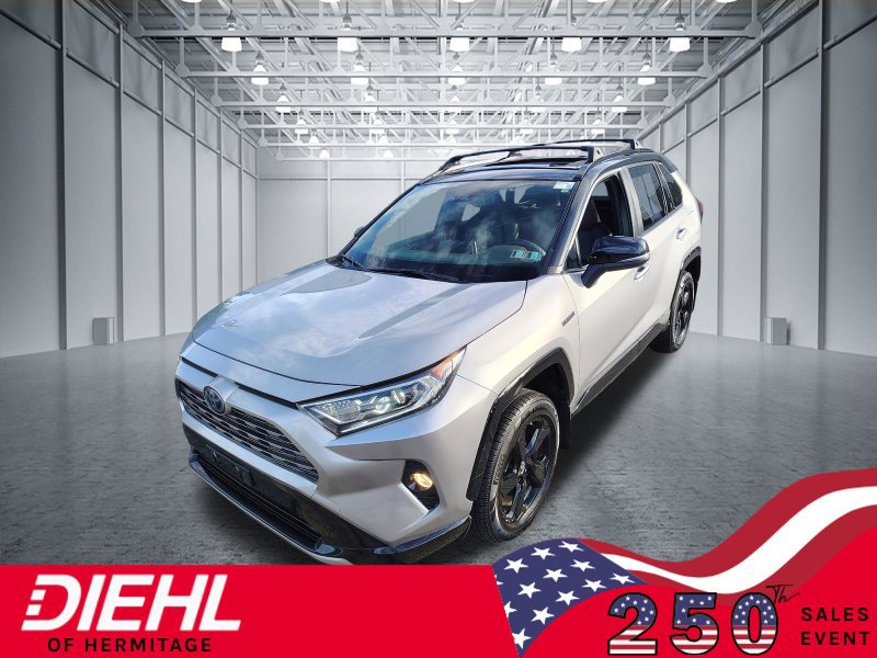 Used 2019 Toyota RAV4 XSE w/ Carpet Mat Package AWD/4WD image 12