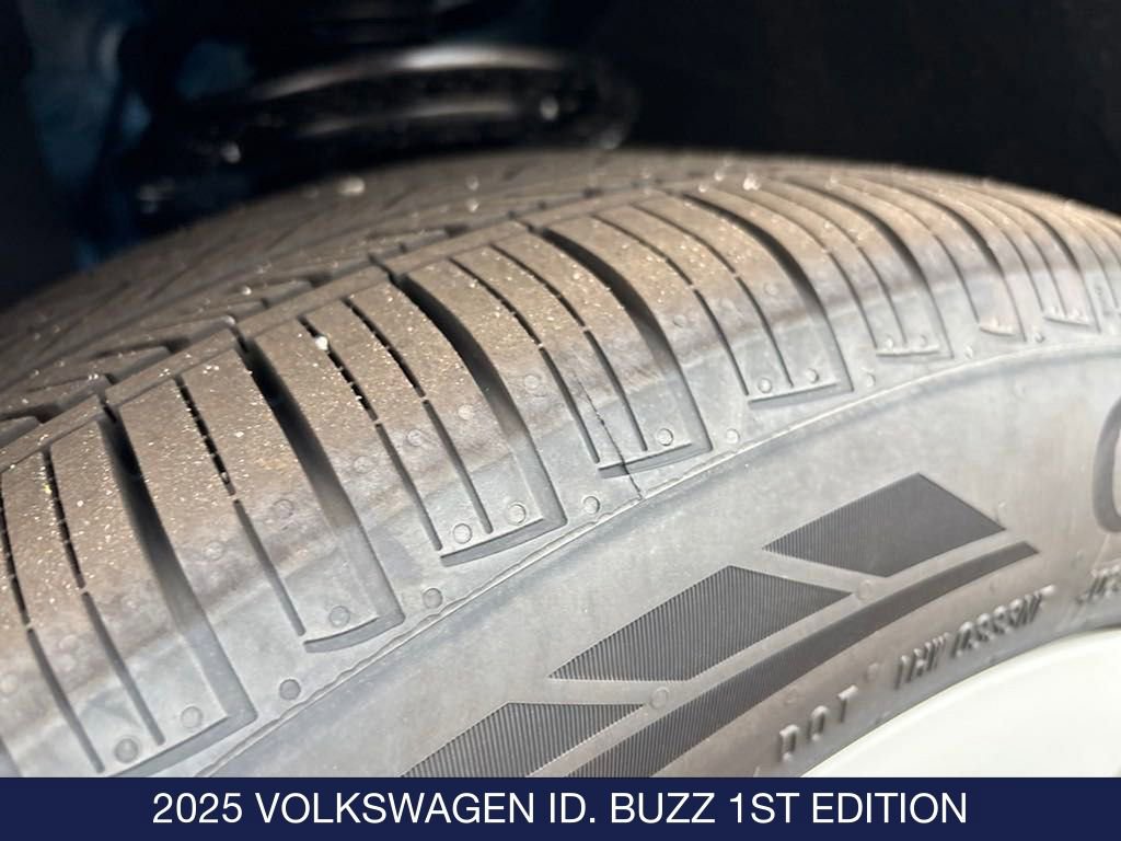 New 2025 Volkswagen ID. Buzz 1st Edition image 30