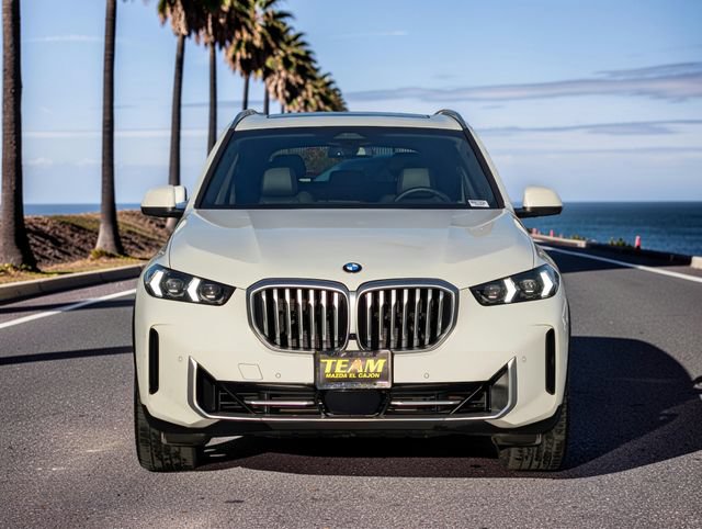 Used 2024 BMW X5 sDrive40i w/ Parking Assistance Package RWD image 3
