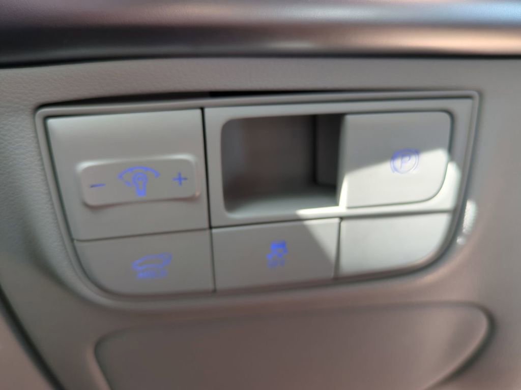 New 2026 Hyundai Tucson Limited image 30