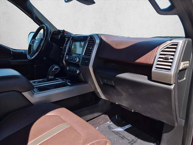 Used 2016 Ford F150 Platinum w/ Equipment Group 701A Luxury AWD/4WD image 25