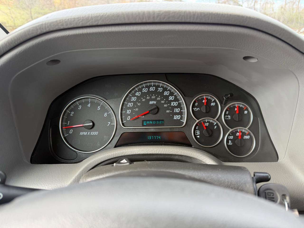 Used 2005 GMC Envoy SLE image 12