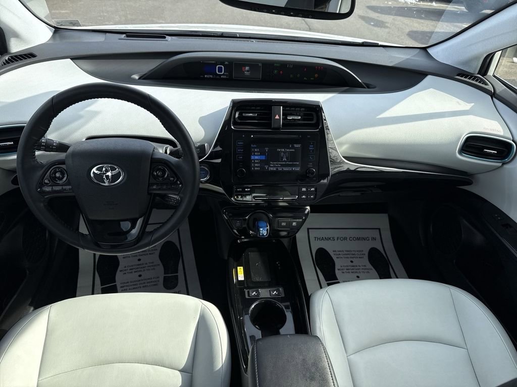 Used 2019 Toyota Prius XLE w/ Advanced Technology Package image 21