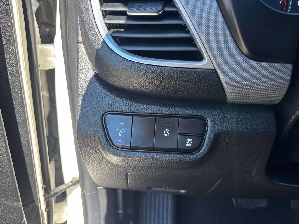 Certified 2021 Kia Seltos LX AWD/4WD image 14