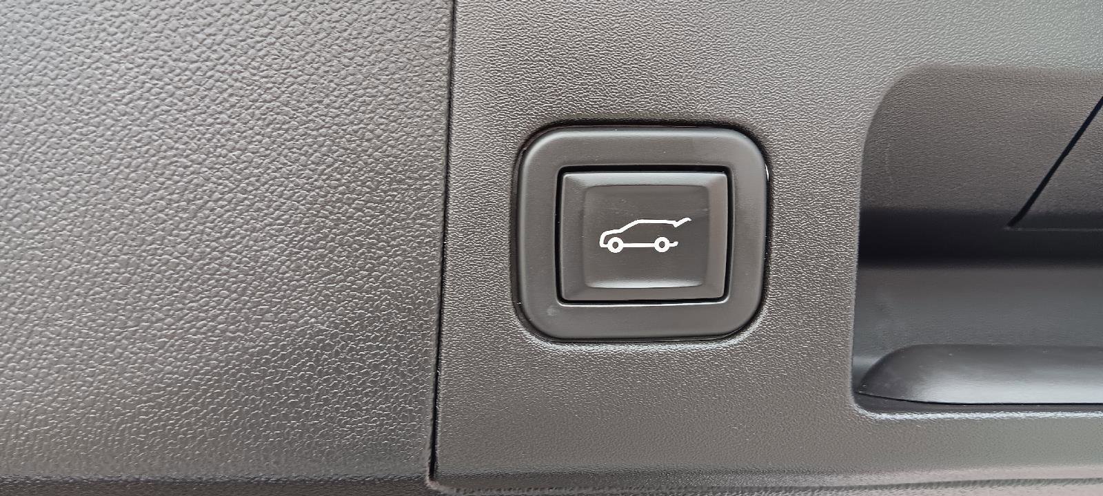 Used 2021 Cadillac XT5 Premium Luxury w/ Platinum Package image 35