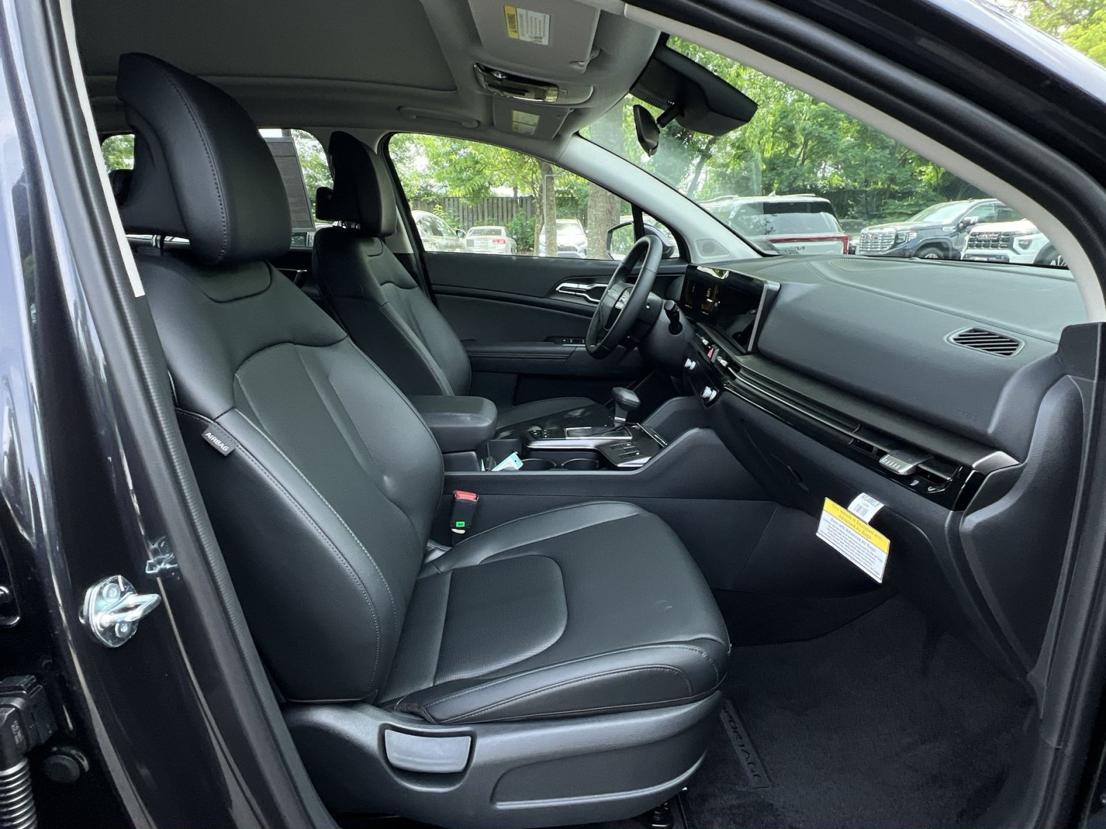 New 2026 Kia Sportage EX w/ EX Panorama Roof Package FWD image 34