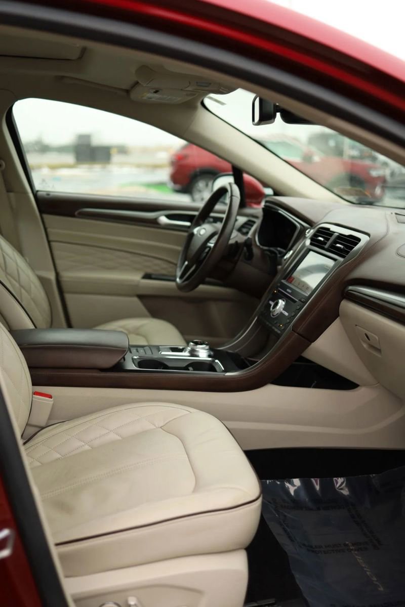 Used 2017 Ford Fusion Platinum image 42