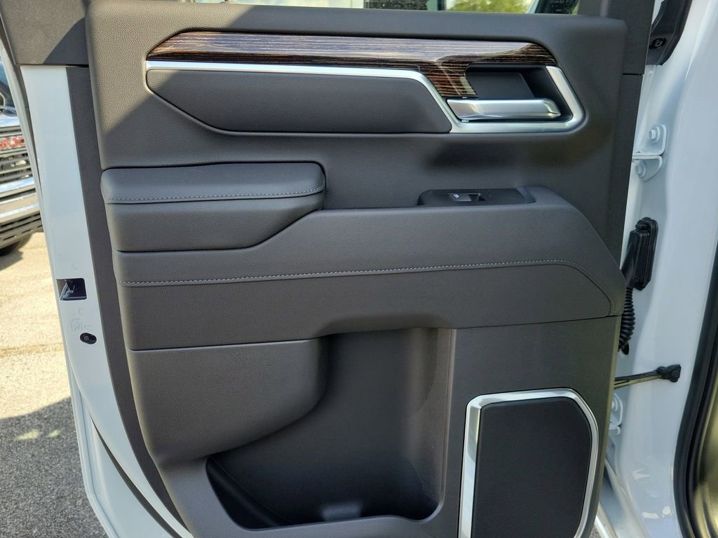 New 2026 GMC Sierra 2500 SLE image 12