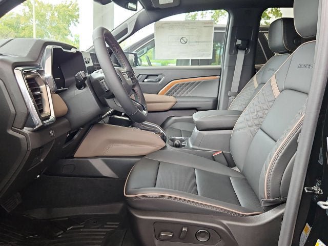 New 2026 GMC Canyon Denali AWD/4WD image 17