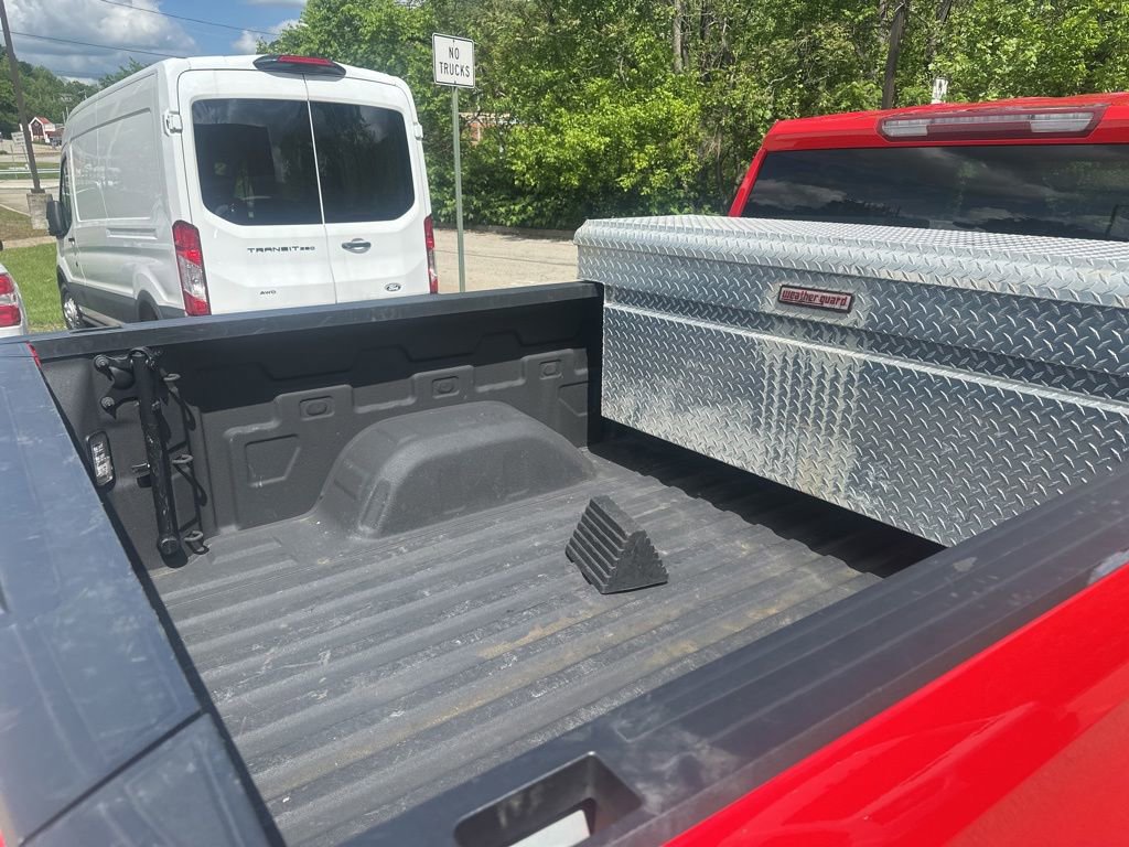 Used 2021 GMC Sierra 1500 AT4 AWD/4WD image 5