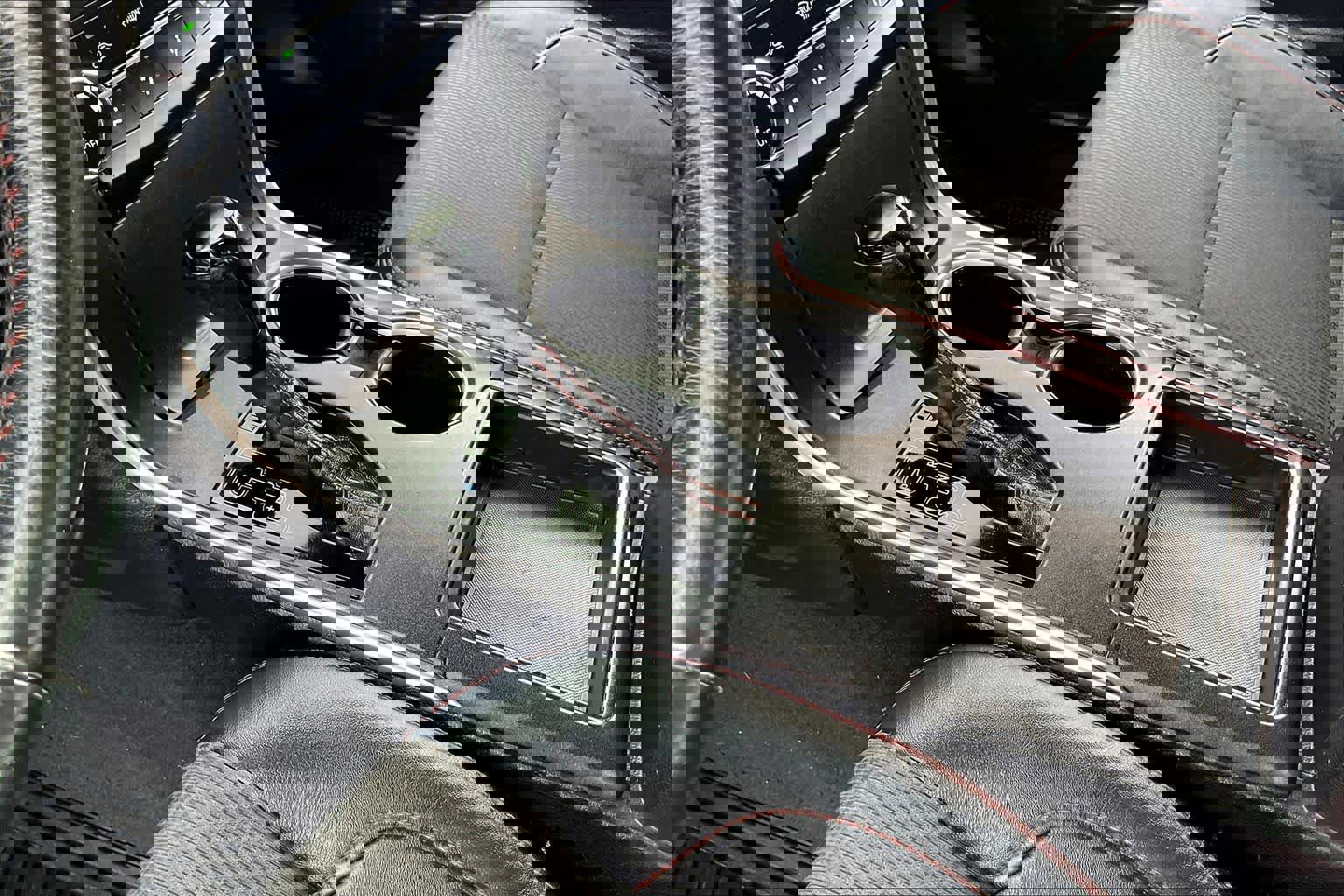 Used 2017 Toyota Camry LE image 14