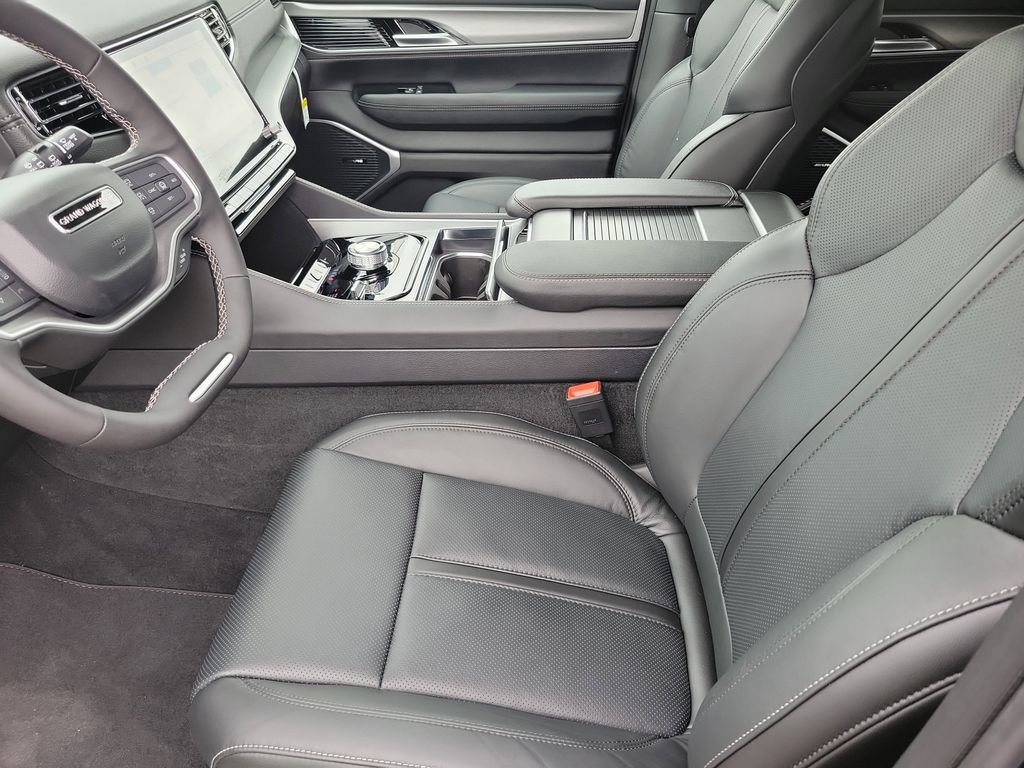 New 2026 Jeep Grand Wagoneer 4WD image 20